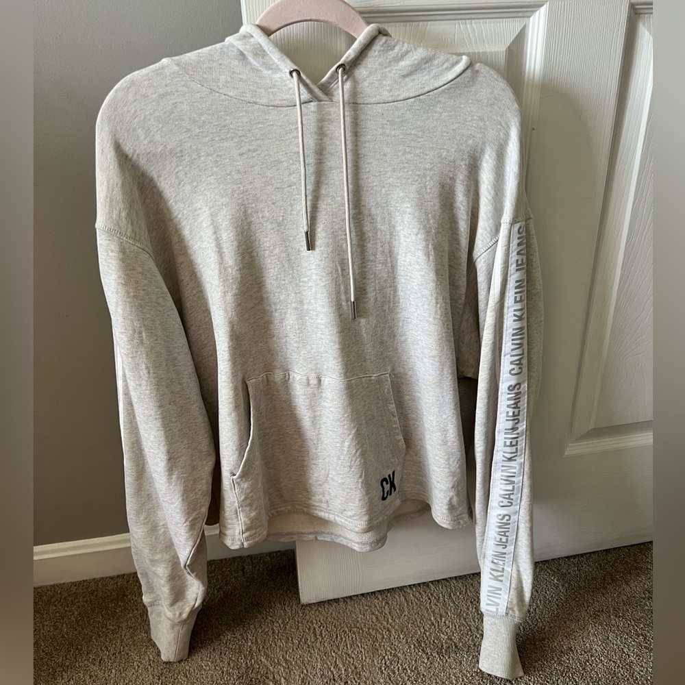 Calvin Klein Cropped Sweatshirt